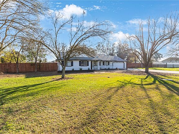 2nd image of 28702 Rancho Ave