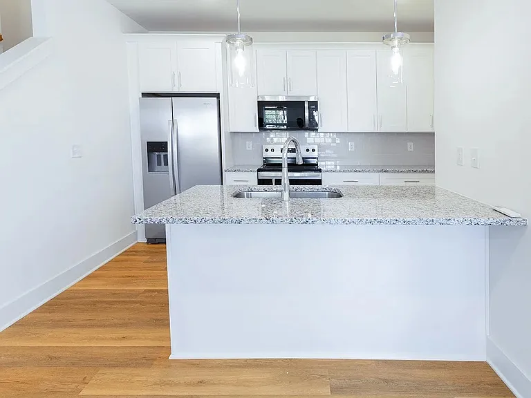 326B Mulberry Ter — Photo 9
