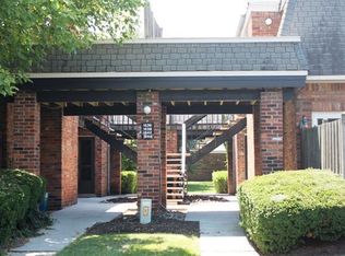 1542 Lafayette Dr APT A, Upper Arlington, OH 43220