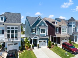 1216 Brown Velvet Ln, Apex, NC 27523