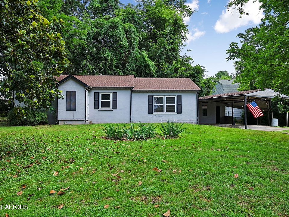 1st image of 810 Velma Ln