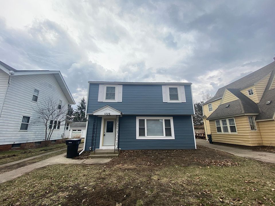 1st image of 1226 E Sunnymede Ave
