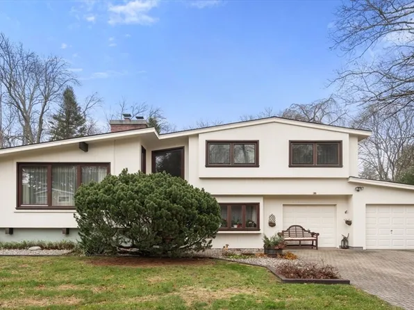 21 Knight Rd, Framingham, MA 01701