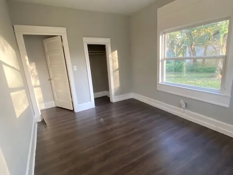 315 S Winslow Ave — Photo 7