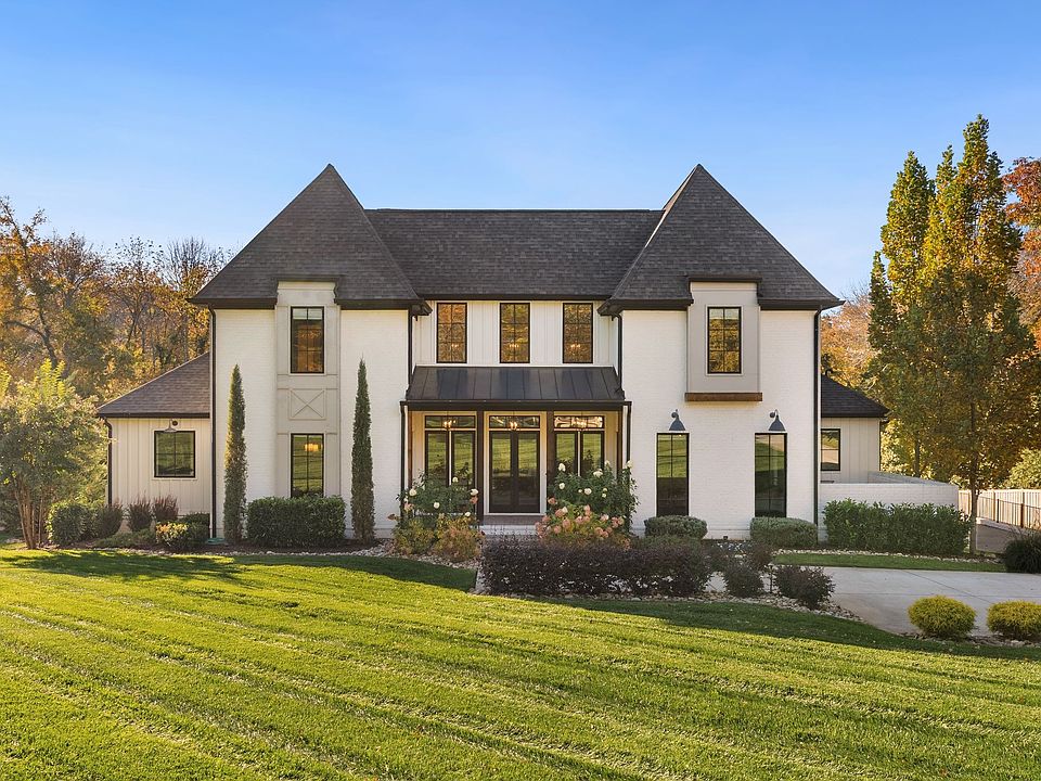 1st image of 4613 Villa Green Dr