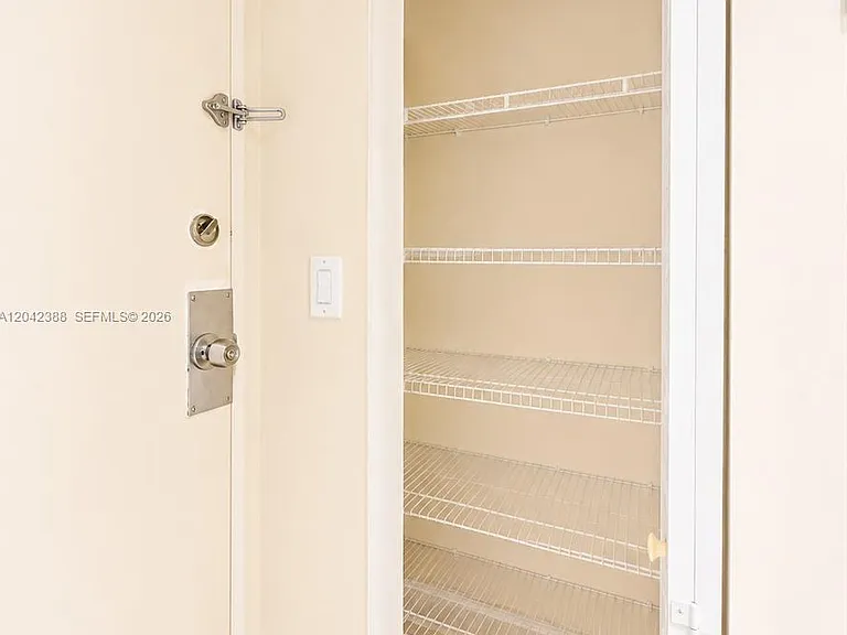 14421 N Kendall Dr #0 — Photo 8