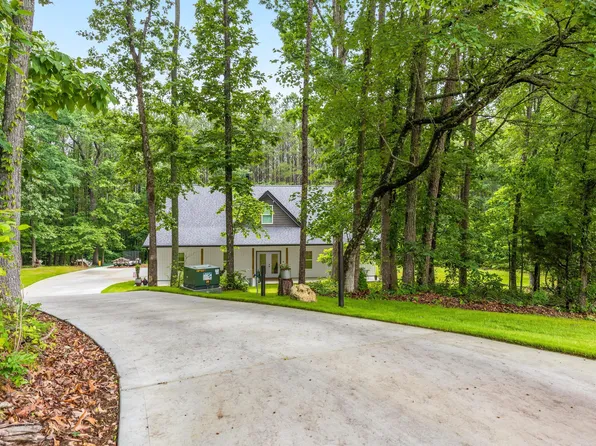 8331 Troubadour Way, Ooltewah, TN 37363