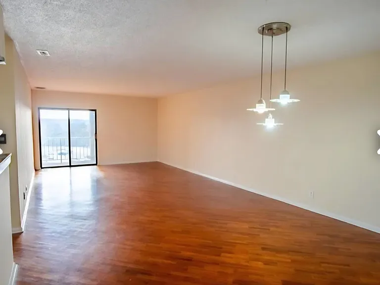 20729 Valley Forge Cir #729 — Photo 14