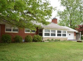 2201 Kochs Ln, Quincy, IL 62305