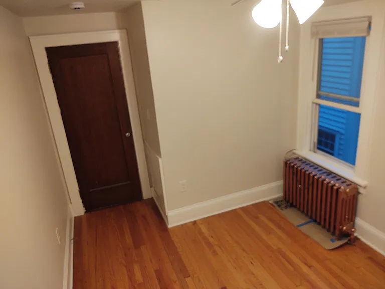 224 S Allen St — Photo 33