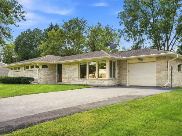 W237N6597 Orchard DRIVE, Sussex, WI 53089