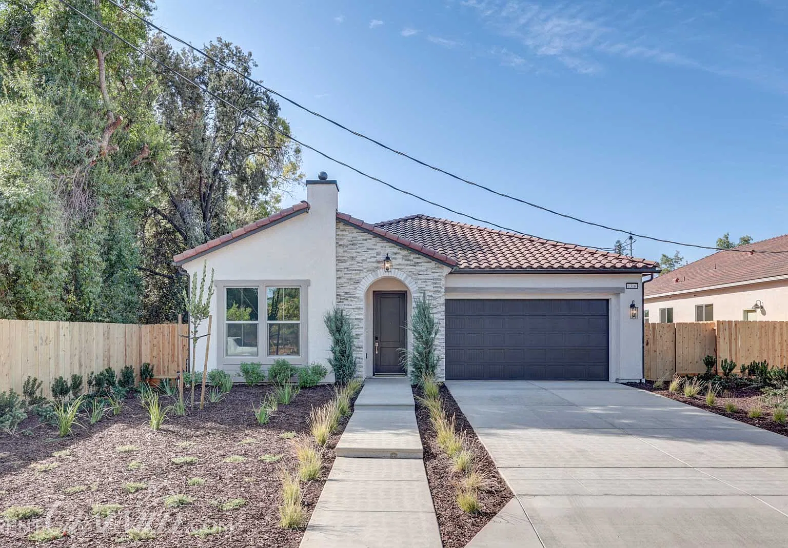 4 bed, 3.5 bath, 2355 sqft, $3,600 — Photo 1