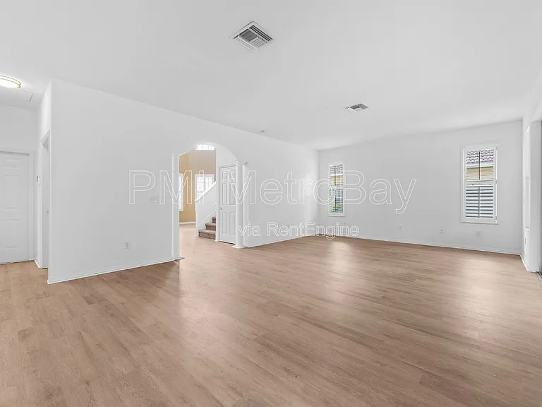 10886 Cory Lake Dr — Photo 10