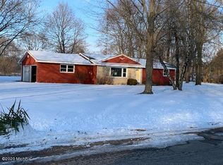 70501 Miller Rd, Sturgis, MI 49091