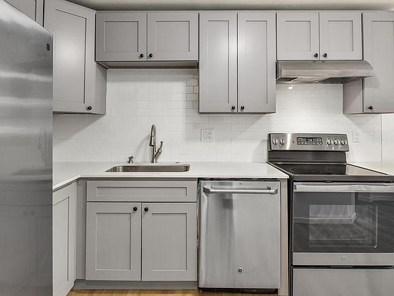 5th image of 5020 S 58th St APT A