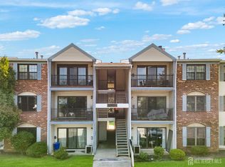 418 Lancaster Ct, Piscataway, NJ 08854