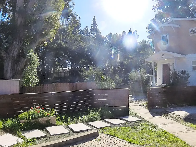 679 Brizzolara St — Photo 2