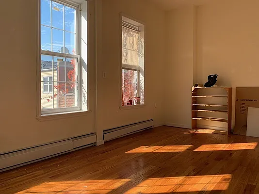 Rented by Yup Realty LLC | media 10