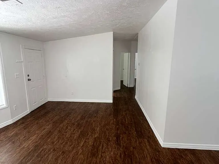 2230 Crutchfield Rd — Photo 13