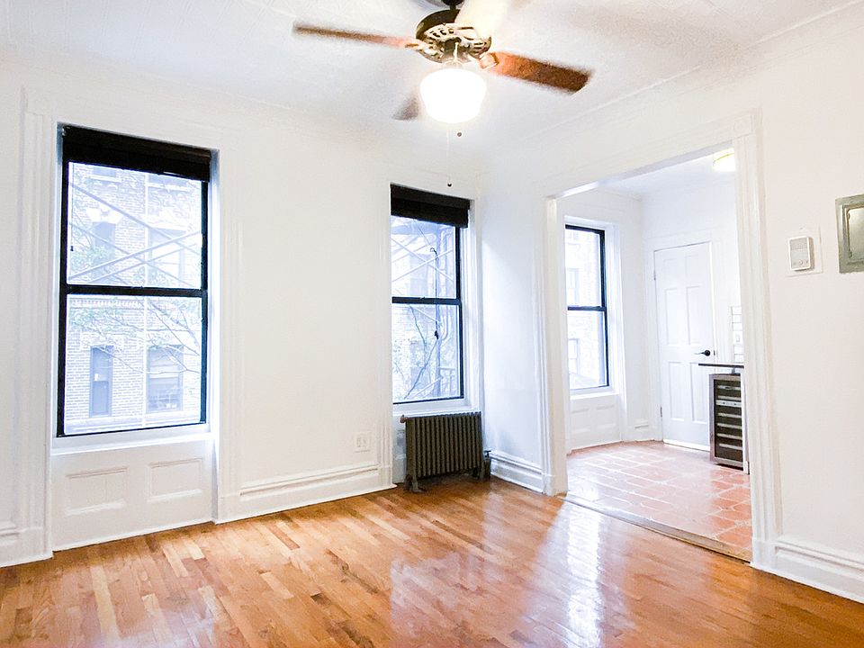 1st image of 29 Bedford St #1