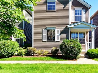 2325 Woodhill Ct, Plainfield, IL 60586