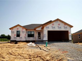 7112 Mountain Ridge Way, Charlestown, IN 47111