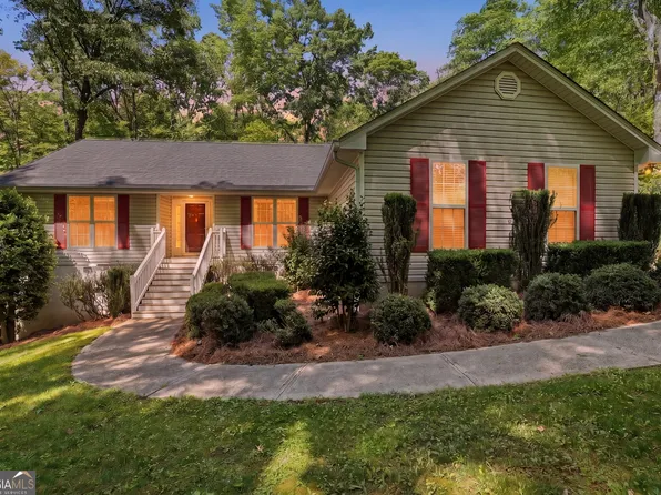 318 Heather Way, Cleveland, GA 30528