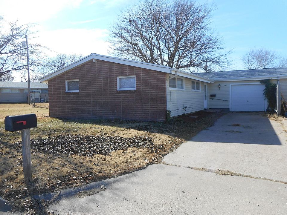 1st image of 3118 Canterbury Dr