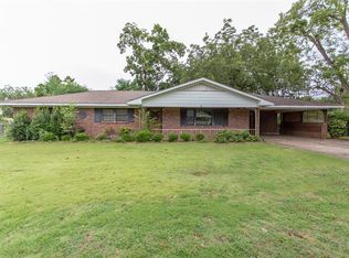 2 Ranch Dr, Montgomery, AL 36109