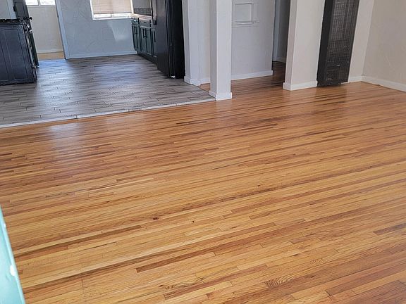 2nd image of 3915 Mobile Ave #2