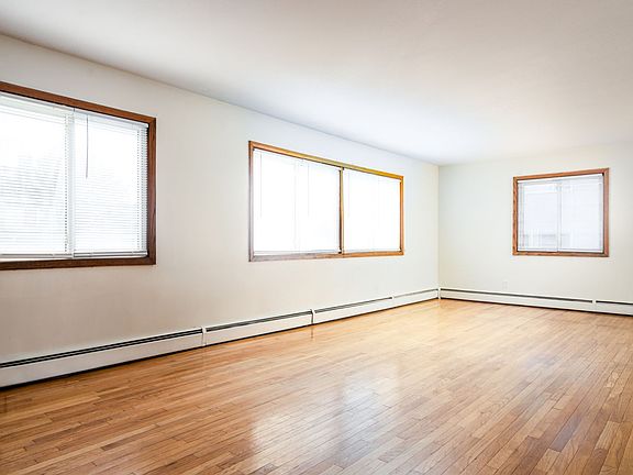 2nd image of 1907-1917 Colfax Ave S #1907-201