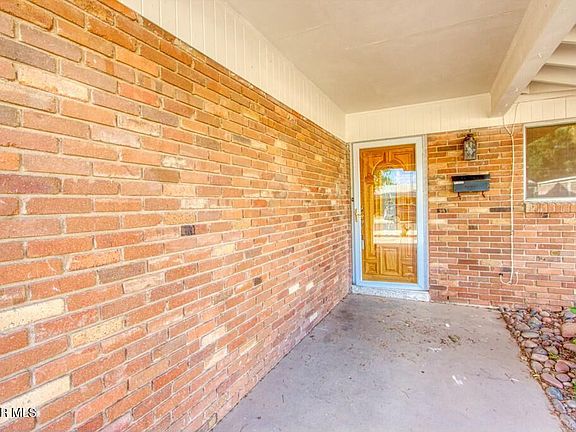 4th image of 10101 Honolulu Dr