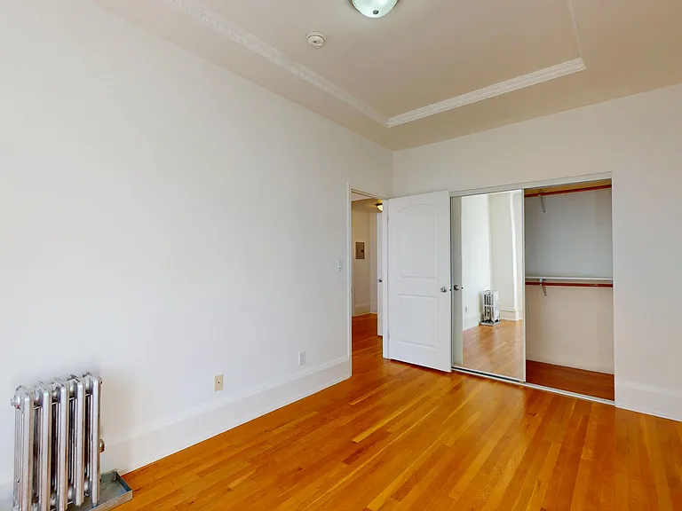 1106 Bush St #304 — Photo 12