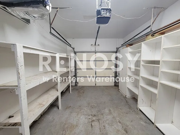 914 Wildwood Square Ct — Photo 30