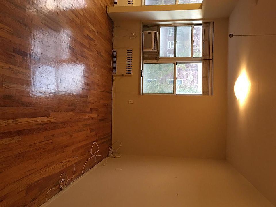 2nd image of 2168 35th St APT 2F