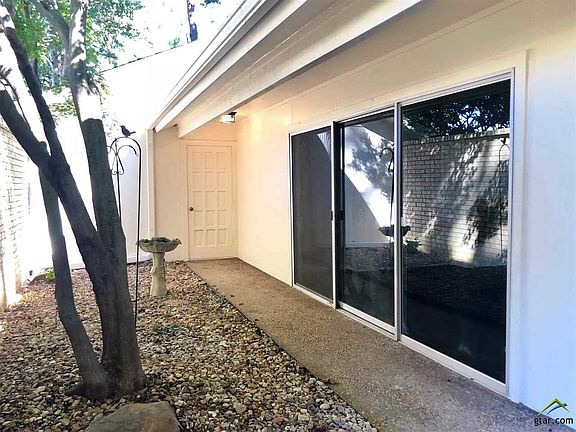 3rd image of 8224 Yale Dr