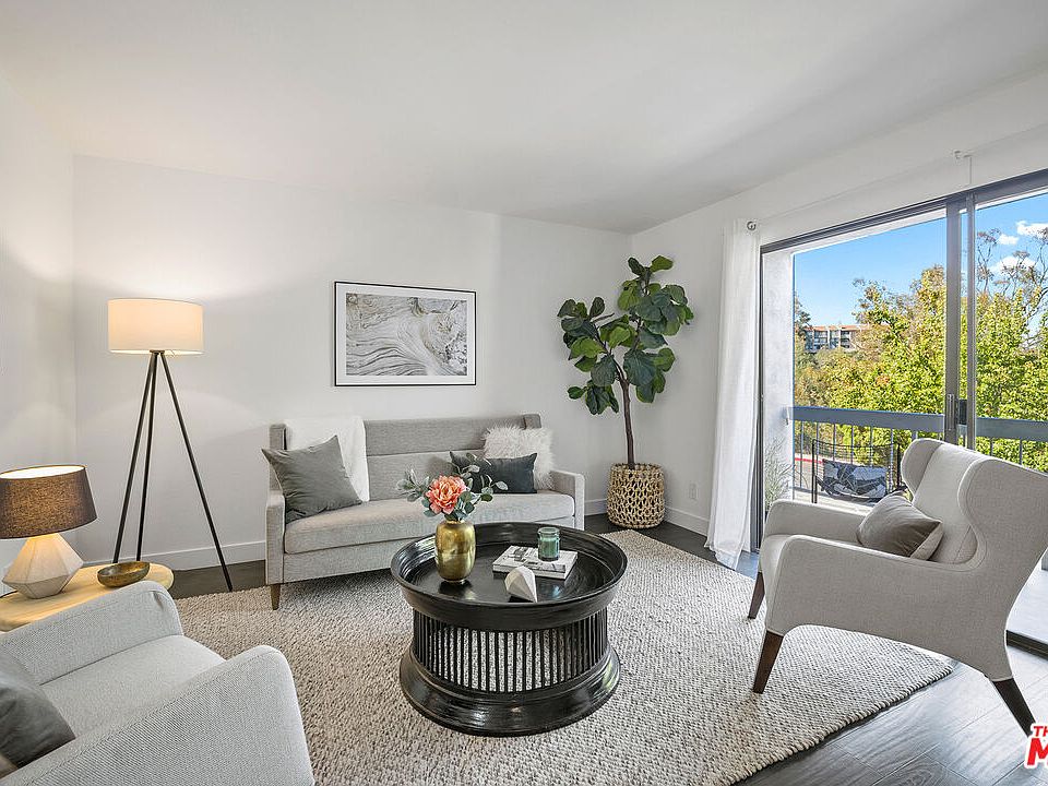 1st image of 606 Cabrillo Villas