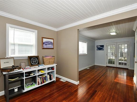 5th image of 4932 Crittenden Ave