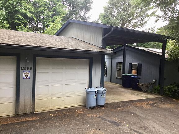 3rd image of 12155 NE Coos St