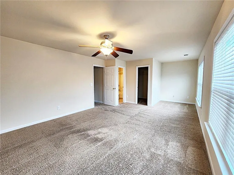 3459 Latitude Cv — Photo 8