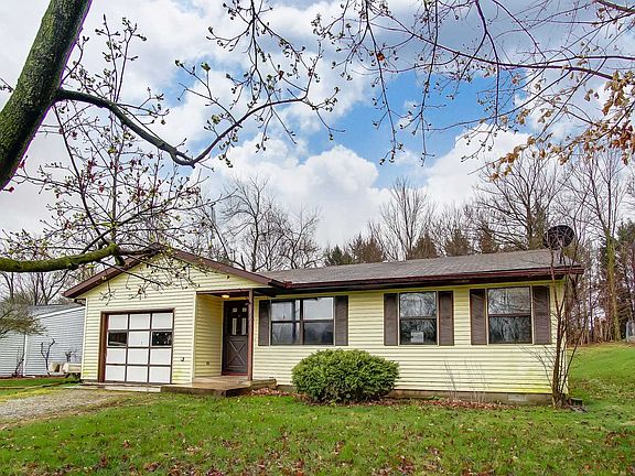 2nd image of 407 Orchard Hill Dr