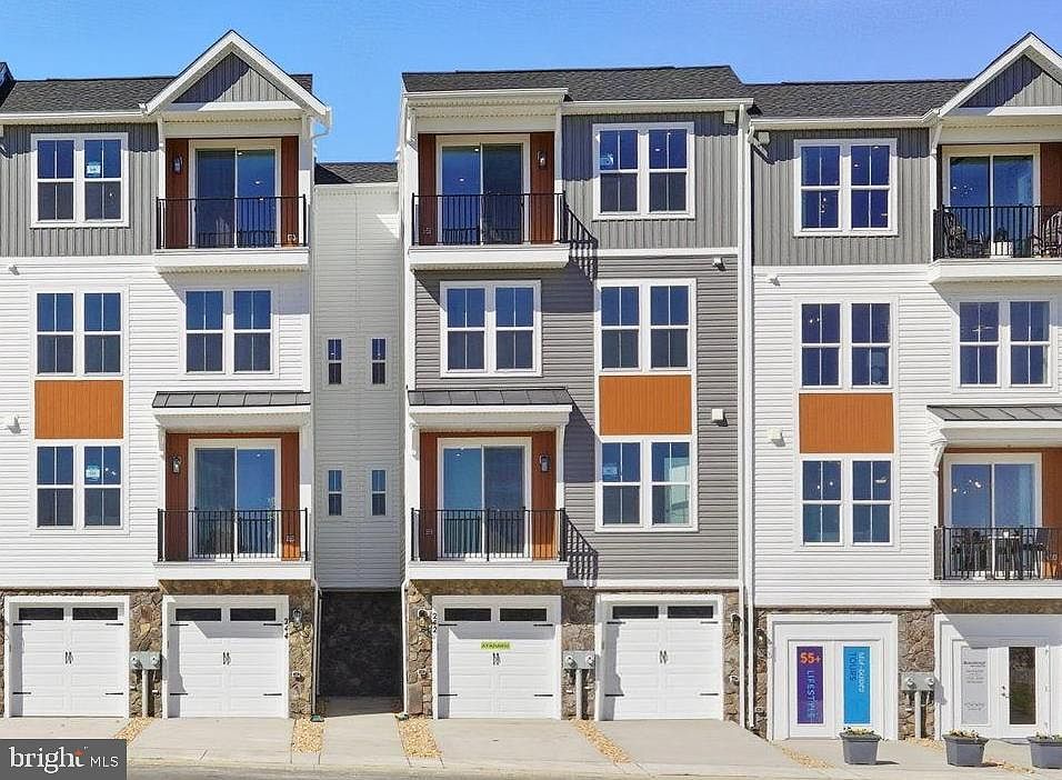 1st image of 242 Violet Way #1