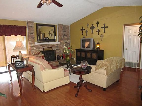 3rd image of 3624 Piedmont Dr