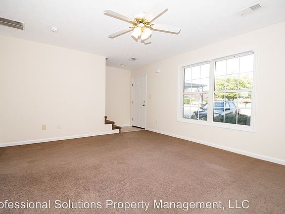 4th image of 118 Mallory Ct APT 1