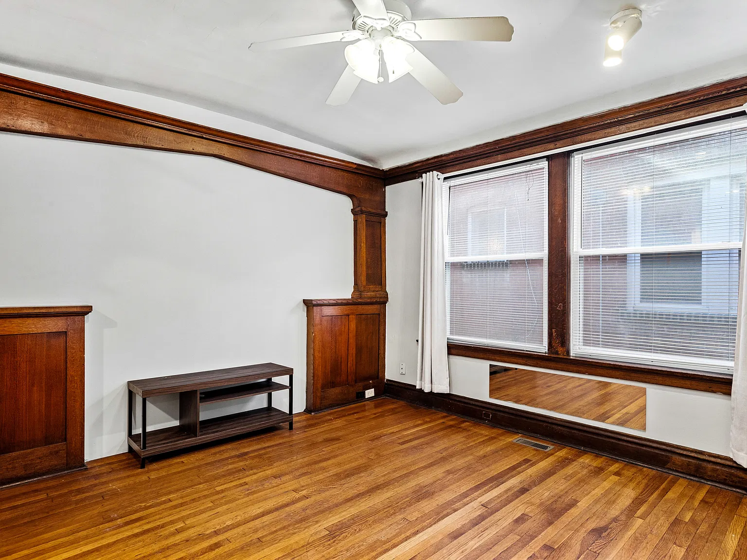 2 bed, 1238 sqft, $1,895 — Photo 4