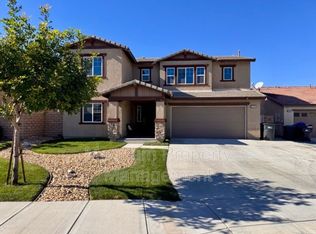 29285 Bronco Ct, Winchester, CA 92596