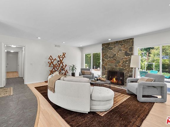 2nd image of 4642 Cerrillos Dr