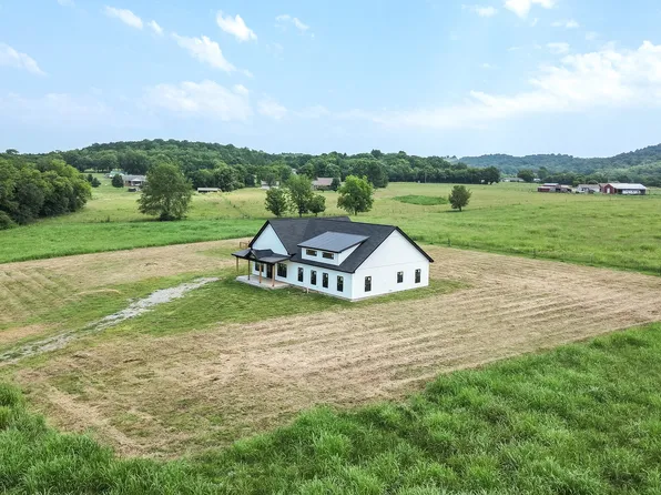 2985 Lewisburg Hwy, Petersburg, TN 37144