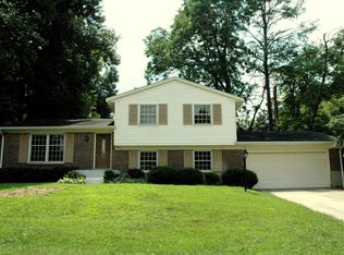 8300 Randomwood Ct, Louisville, KY 40291