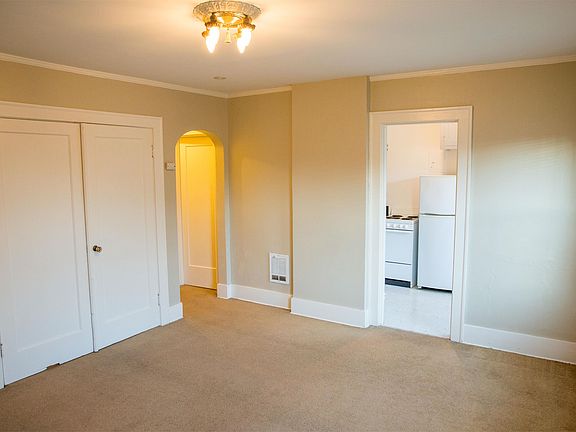 Main Living Area - kitchen and Entry view